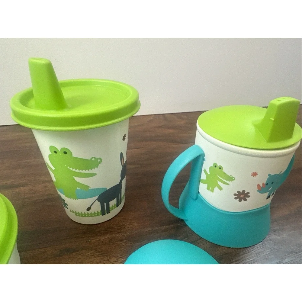 Tupperware Snack Containers & Lids One With Dividers, 2 Cups w Lids Animal Print